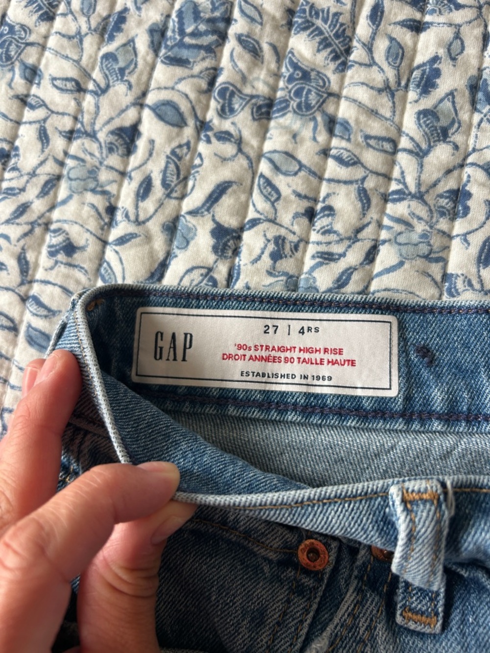 GAP 90’s Straight High Rise Jeans - Picture 5 of 5